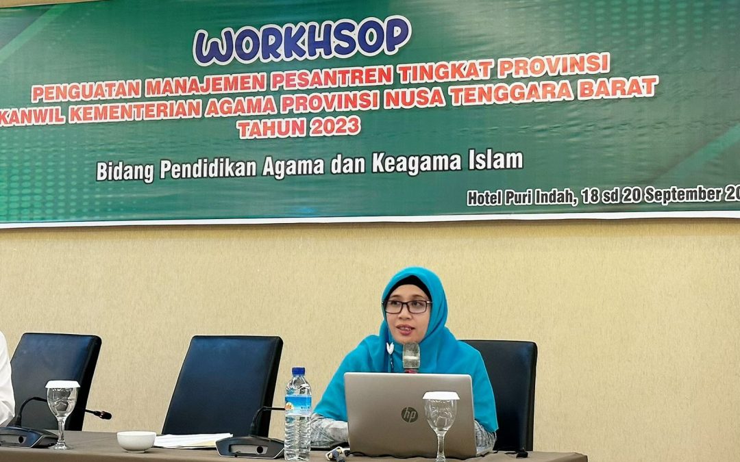 KEGIATAN PENGABDIAN MASYARAKAT KERJASAMA PRODI EKONOMI SYARIAH UNIVERSITAS ISLAM NEGERI MATARAM DAN KANWIL KEMENTRIAN AGAMA PROVINSI NUSA TENGGARA BARAT DALAM RANGKA PENGUATAN MANAJEMEN PESANTREN