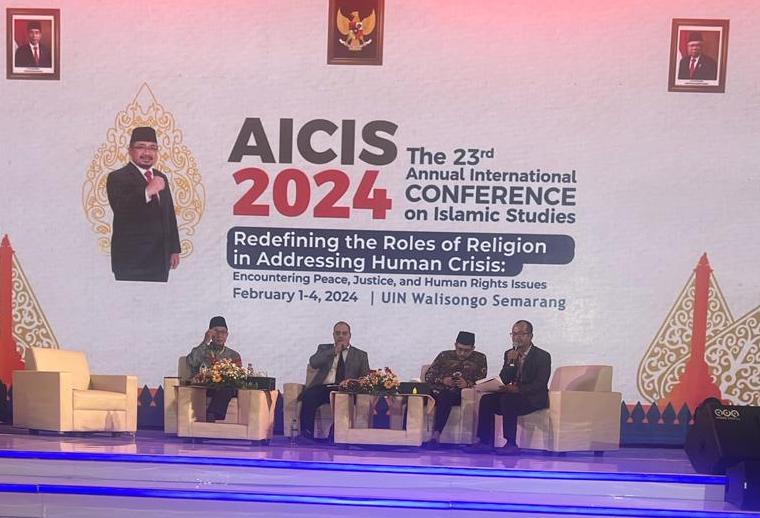 Mendefinisikan ulang peran agama dalam mengatasi krisis kemanusiaan